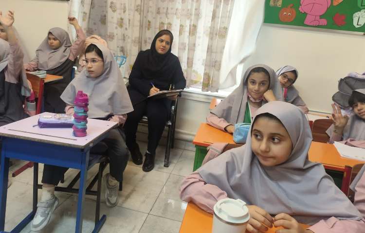 آبزرو کلاس های زبان توسط سوپروایزر