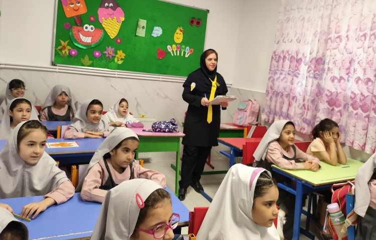 آبزرو کلاس ها توسط سوپروایزر زبان