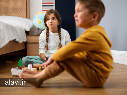 نقش مدرسه و مربیان