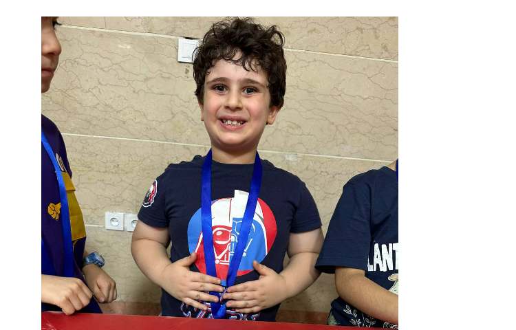 آدمک ورزشکار با ابزار چوب خط و تصویرک الگو 2