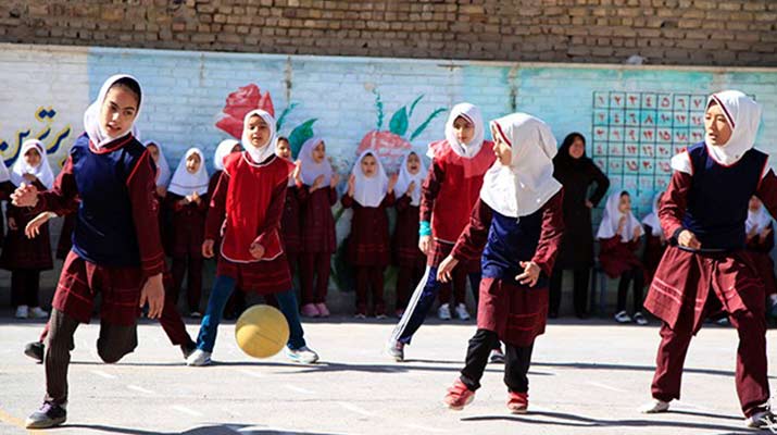 آرتروز شدید گردن در کمین دانش آموزان