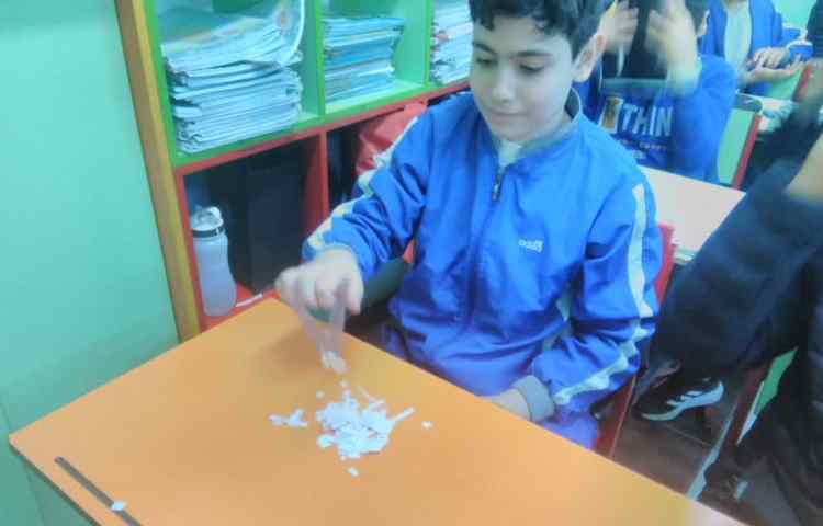 آزمایشات درس نیرو (الکتریکی ،مغناطیسی،وزن ) 1