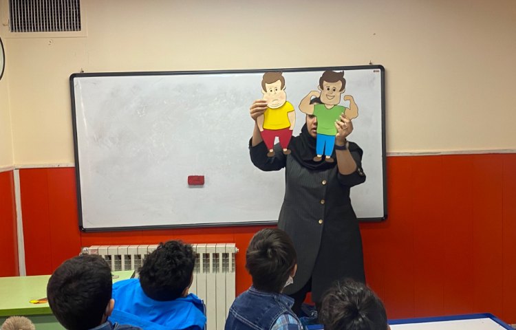 :آزمایشگاه،تشریح ماکت چاق و لاغر،کلاس قاصدک 3