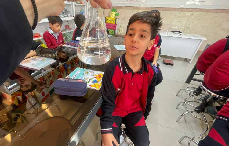 آزمایشگاه علوم،آشنایی با یکای جرم و‌حجم و ابزار اندازه گیری آن ها 2