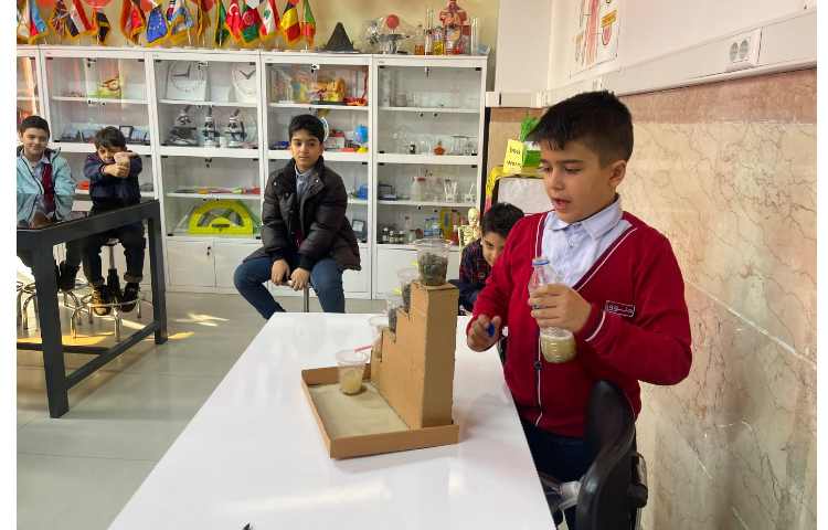 آزمایشگاه علوم،تصفیه و اشنایی با میزان نفوزپذیری خاک 1