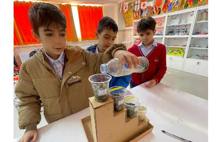 آزمایشگاه علوم،تصفیه و اشنایی با میزان نفوزپذیری خاک