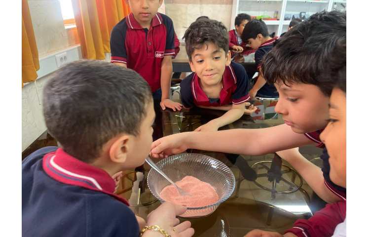 آزمایشگاه علوم،تهیه ژله به منظور اشنایی با ماده و‌تغیرحالت مواد 4