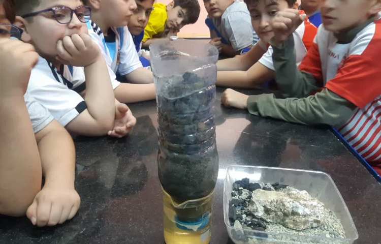 آزمایشگاه علوم(ساخت تصفیه آب) 2