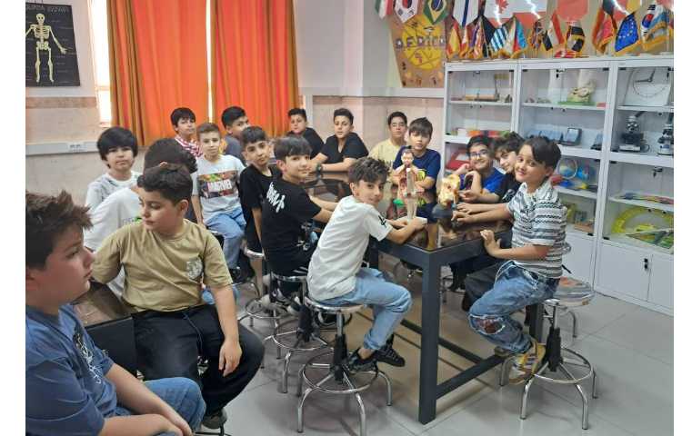 آزمایشگاه علوم آشنایی با بدن انسان 2