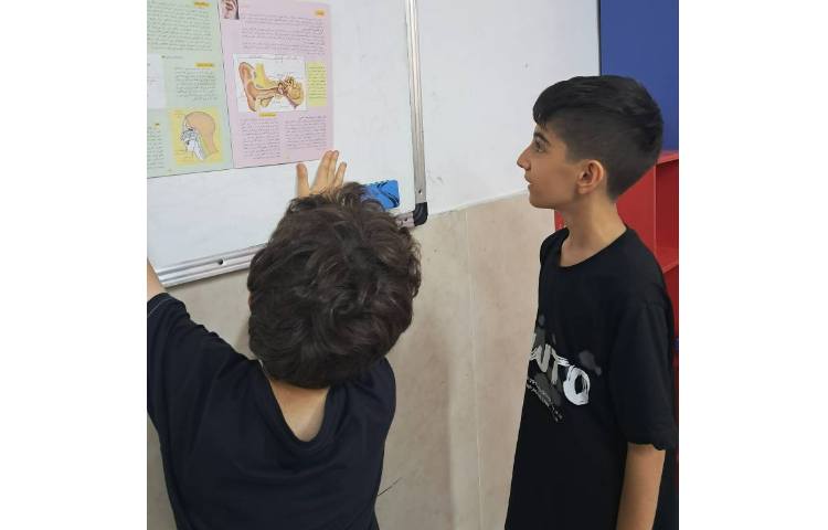 آزمایشگاه علوم آشنایی با بدن انسان 8