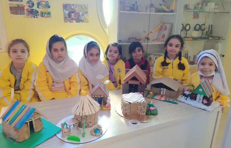 آزمایشگاه علوم پایه اول دبستان