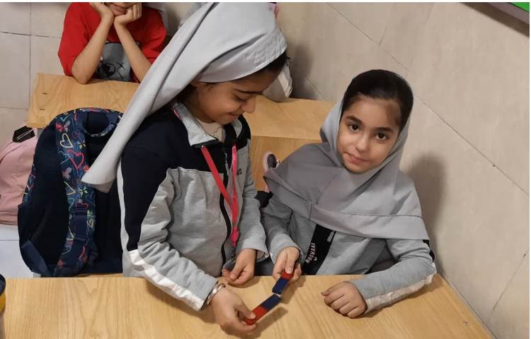 آزمایشگاه علوم 12