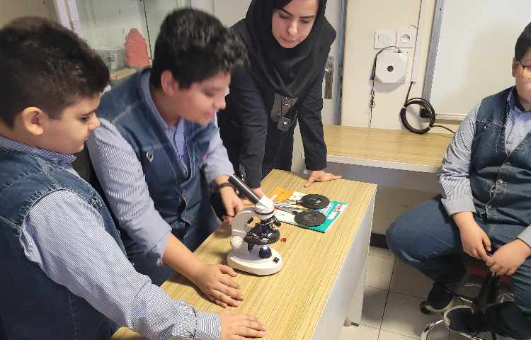 آزمایشگاه علوم 5