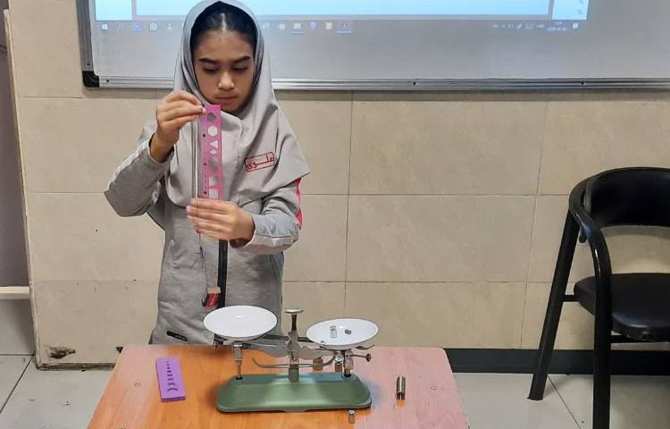 آزمایشگاه علوم 5