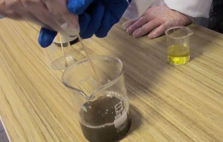 آزمایشگاه علوم 6