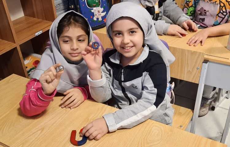 آزمایشگاه علوم 7