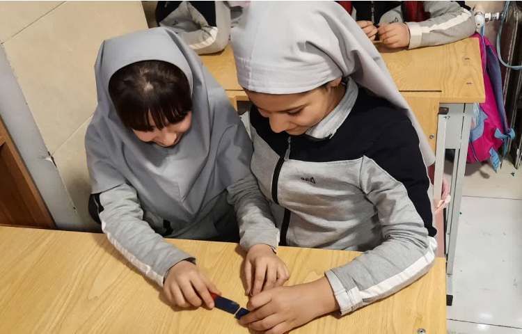 آزمایشگاه علوم 9