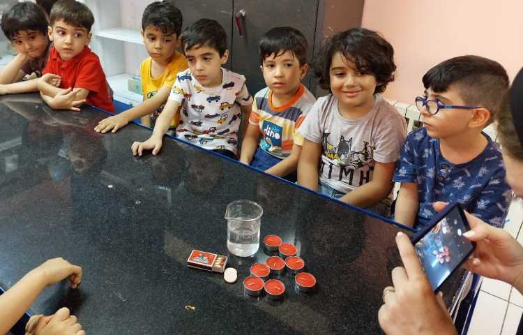 آزمایشگاه علوم