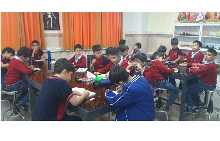 آزمایشگاه علوم