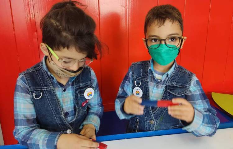 :آزمایشگاه، کار با وسایل آزمایشگاه 5