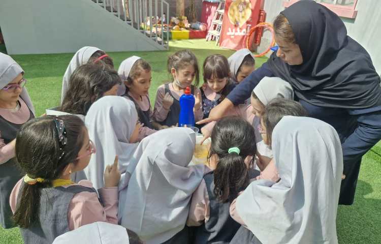 آزمایشگاه کوچک ما: بررسی مسیر انتقال میکروب‌ها 1