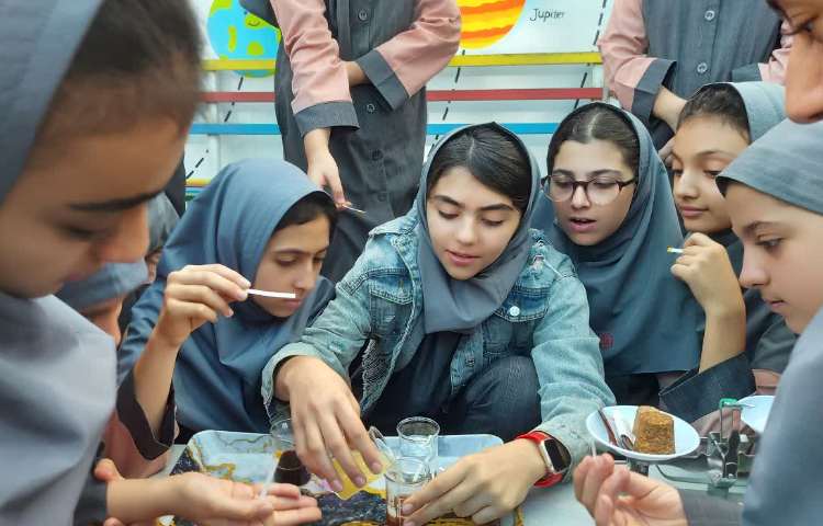 آزمایشگاه 4