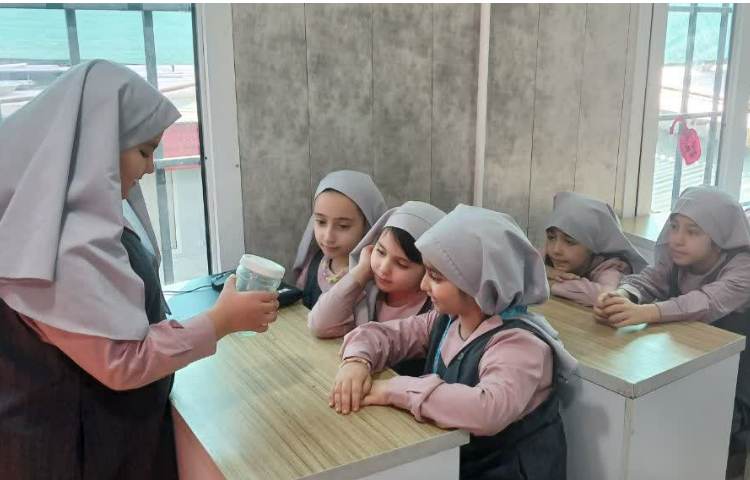 آزمایشگاه 4