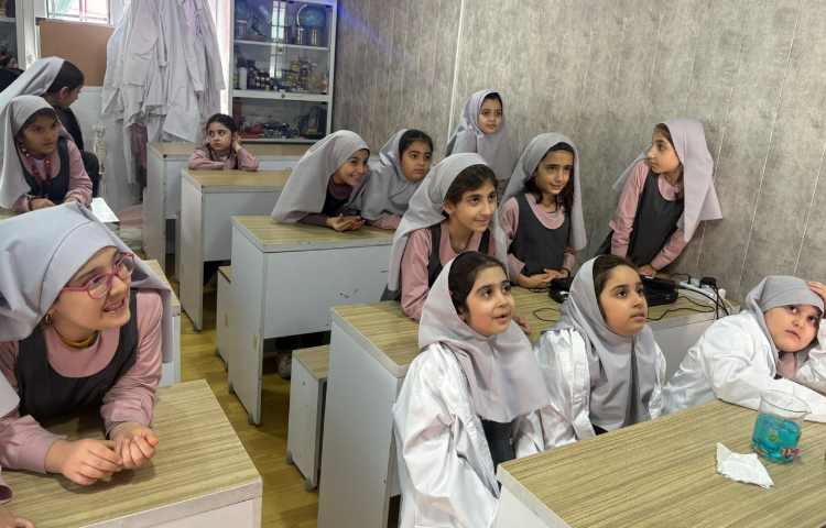 آزمایشگاه 6