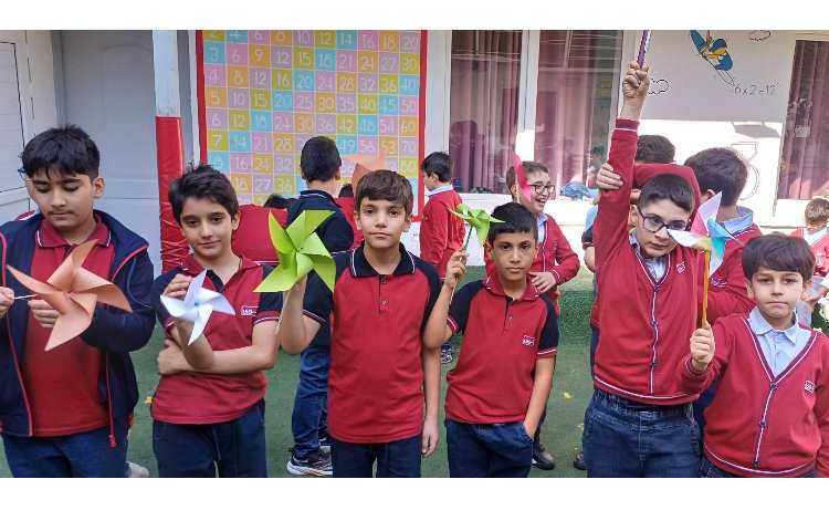 آزمایش آسیاب آبی و انرژی باد با فرفره 3