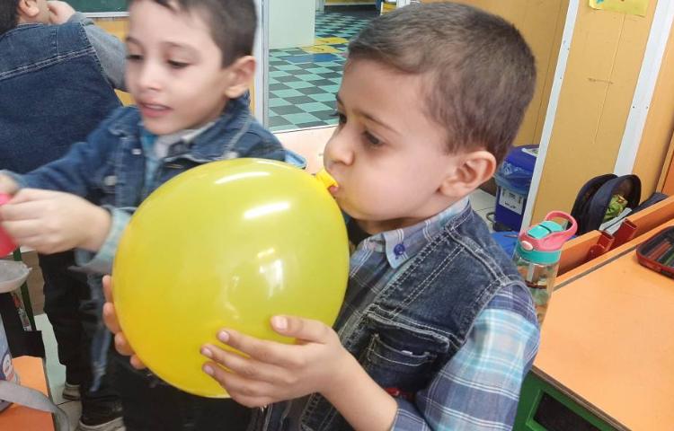 :آزمایش بادکنک پرنده (کتاب کار علوم علوی) 5