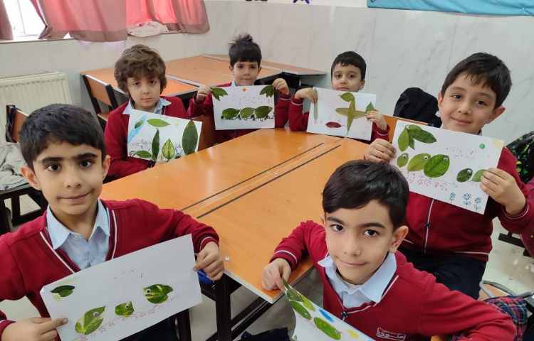 آزمایش برگ خلاقیت به صورت گروهی در کلاس برگزار شد 10