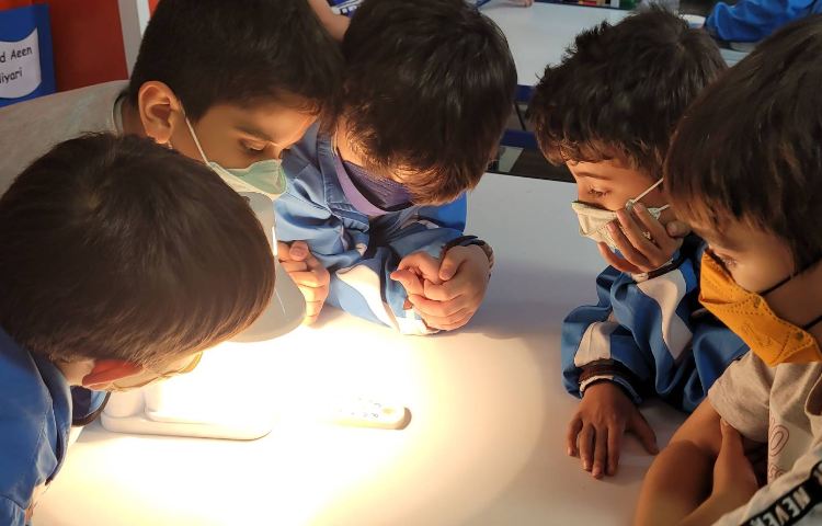 :آزمایش تاثیر تابش مستقیم و مایل نور خورشید، کلاس کوهنوردان 5