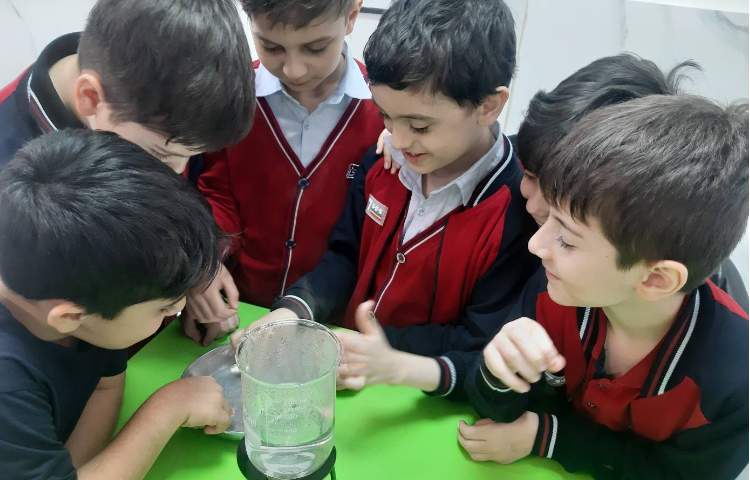 آزمایش تبدیل آب شور به آب شیرین (میعان،تبخیر) 4