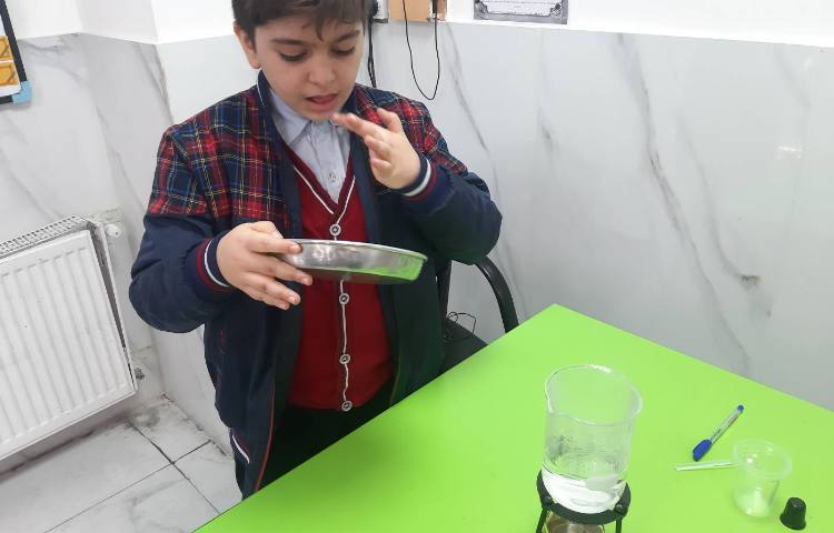 آزمایش تبدیل آب شور به آب شیرین (میعان،تبخیر) 6