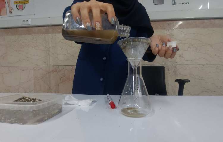 آزمایش تصفیه ی آب 4