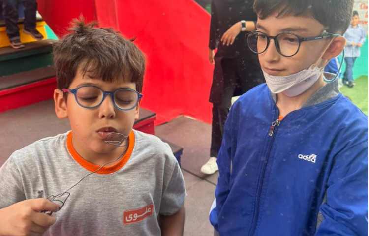 آزمایش حباب ساز با سیم مفتولی 1