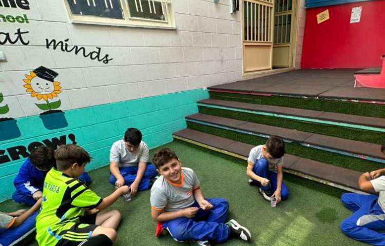 آزمایش حباب ساز با سیم مفتولی