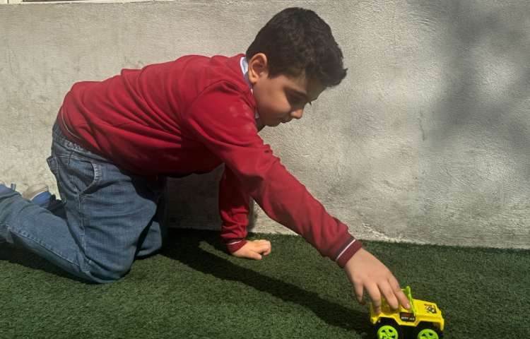 آزمایش حرکت ماشین بر روی سطوح مختلف 3