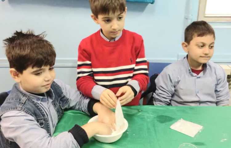 آزمایش خمیر جادویی هفته ملی علوم 1