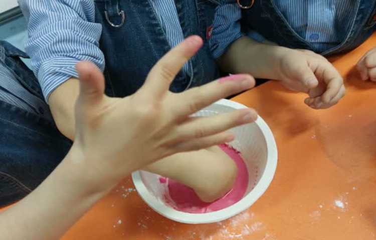 آزمایش خمیر جادویی هفته ملی علوم 2