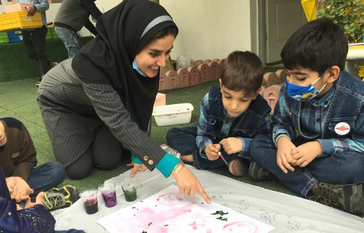 آزمایش رنگ های گیاهی و طبیعی 3