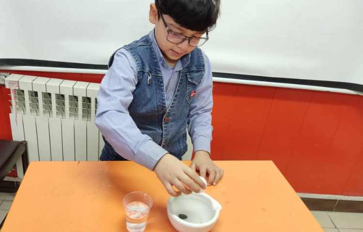 آزمایش زیرآب -روی آب درس علوم 2