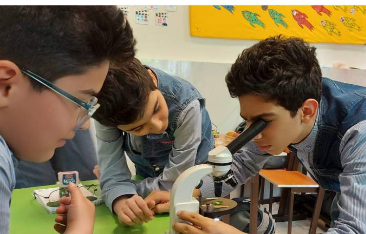 آزمایش علوم بررسی انواع یاخته 2