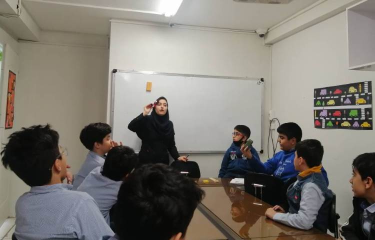 آزمایش علوم- بررسی خاصیت چکش خواری مواد 4