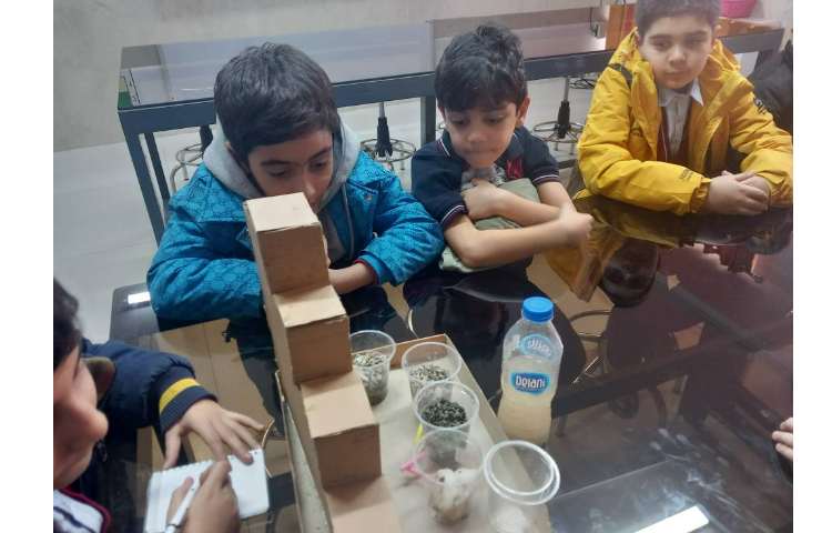 آزمایش علوم در مورد تصفیه ی آب 2