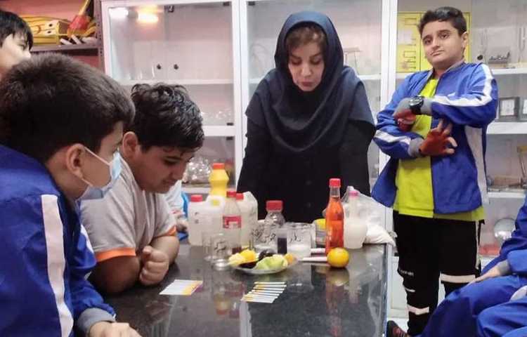 آزمایش علوم شناخت اسید و باز 2