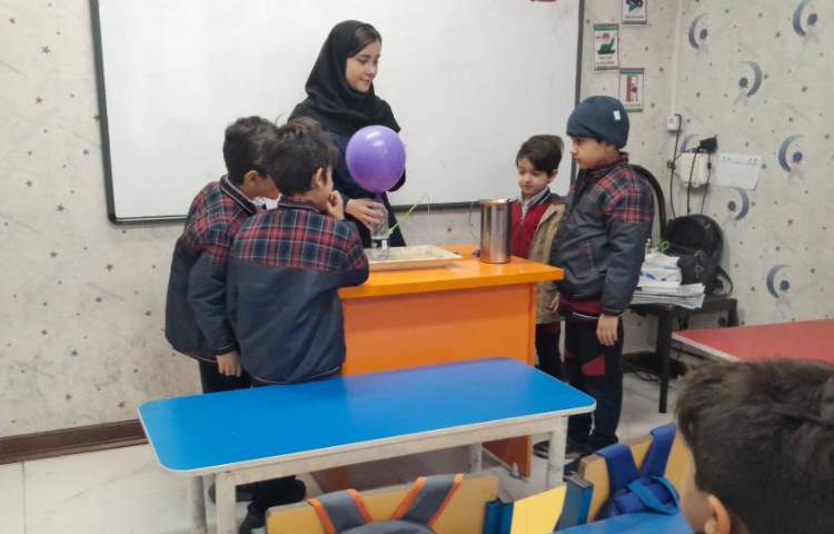 آزمایش علوم فواره ی آب