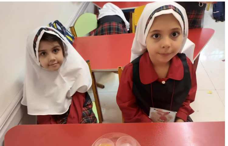 آزمایش علوم و فعالیت مناسبتی 4