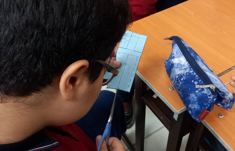 آزمایش فرفره‌های چرخان 4