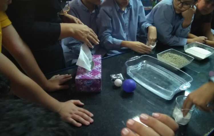 آزمایش های درس اول علوم پایه ششم 1